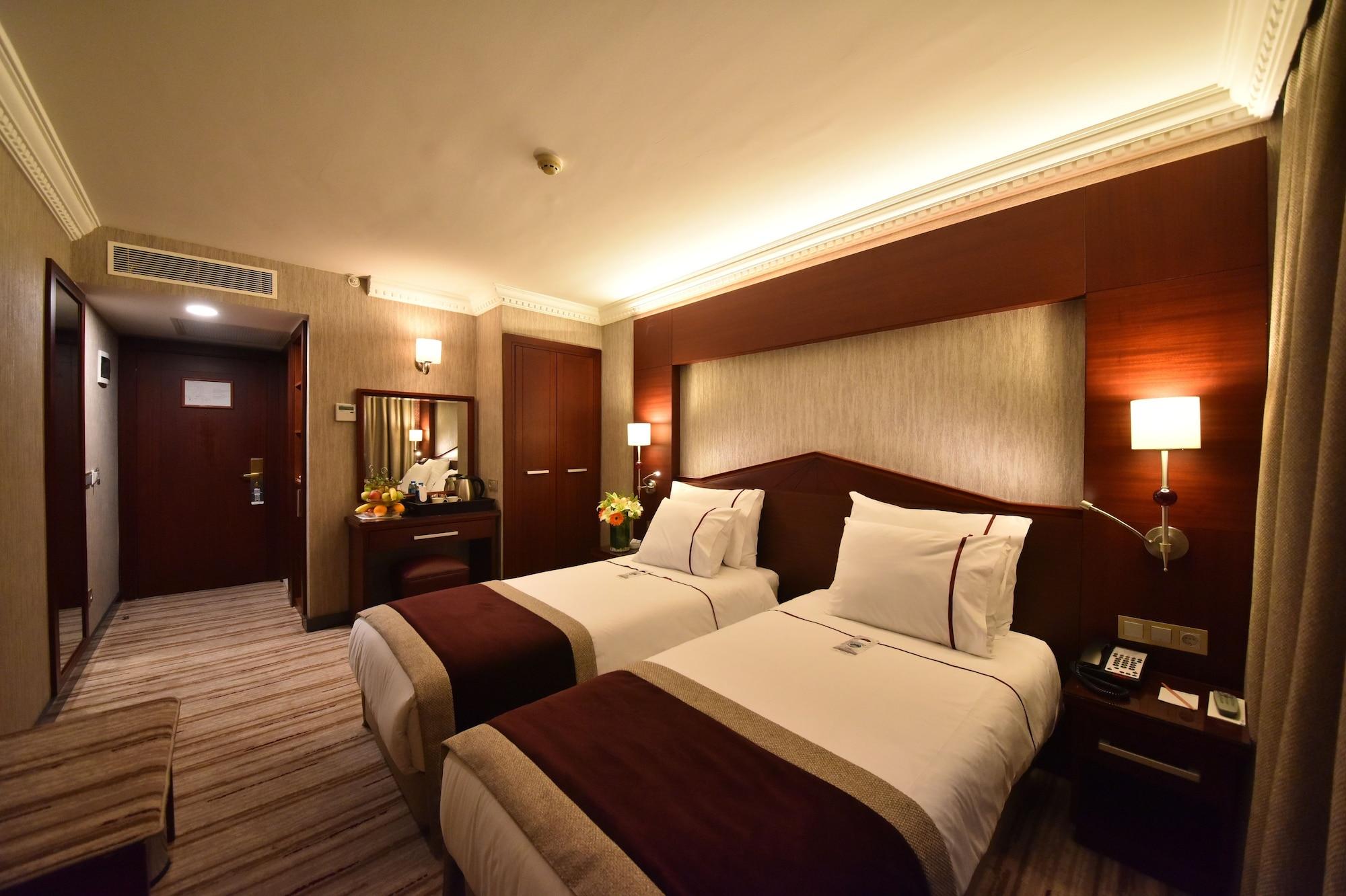Taksim Gonen Hotel Istanbul Exterior photo