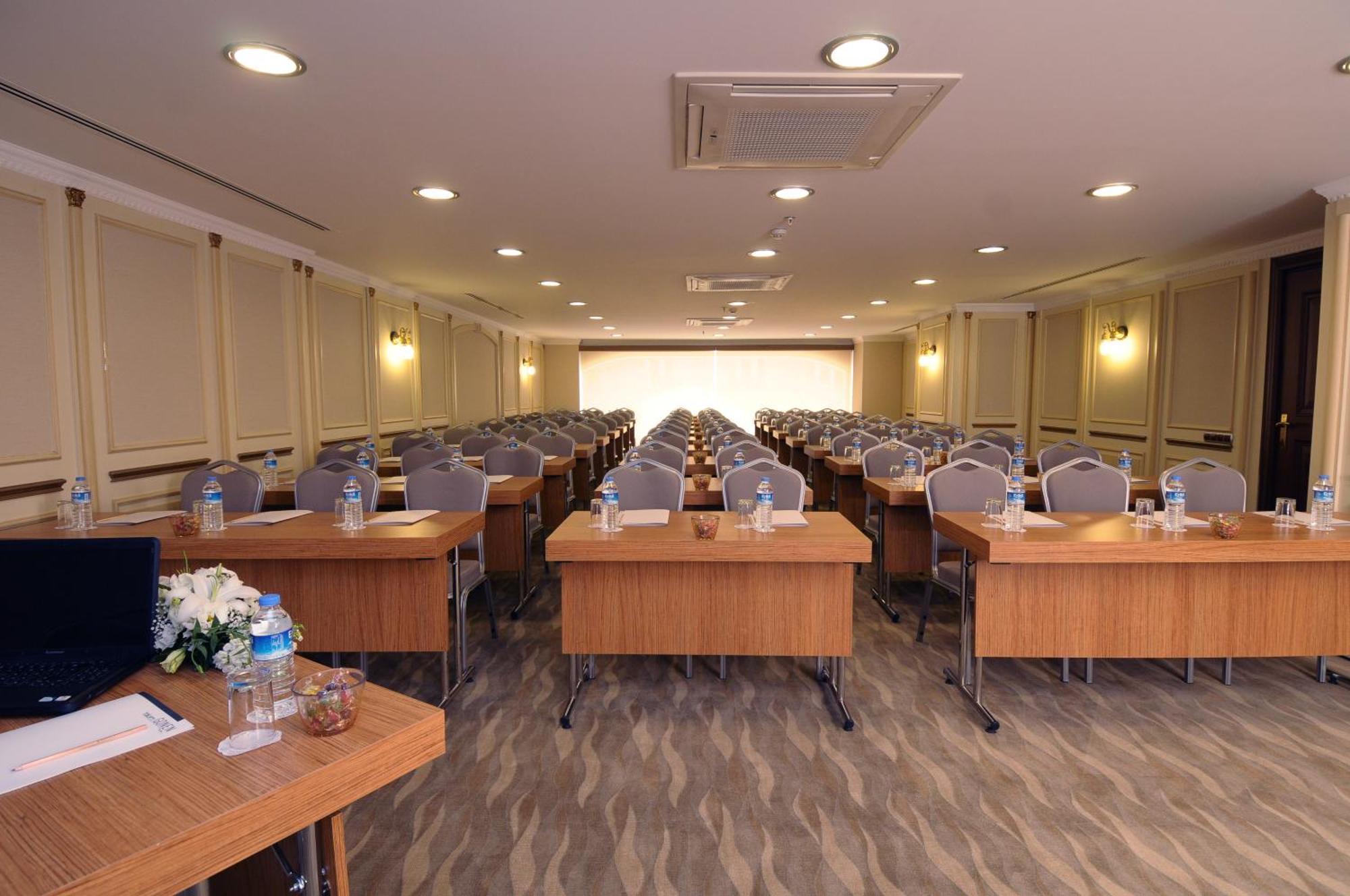 Taksim Gonen Hotel Istanbul Exterior photo
